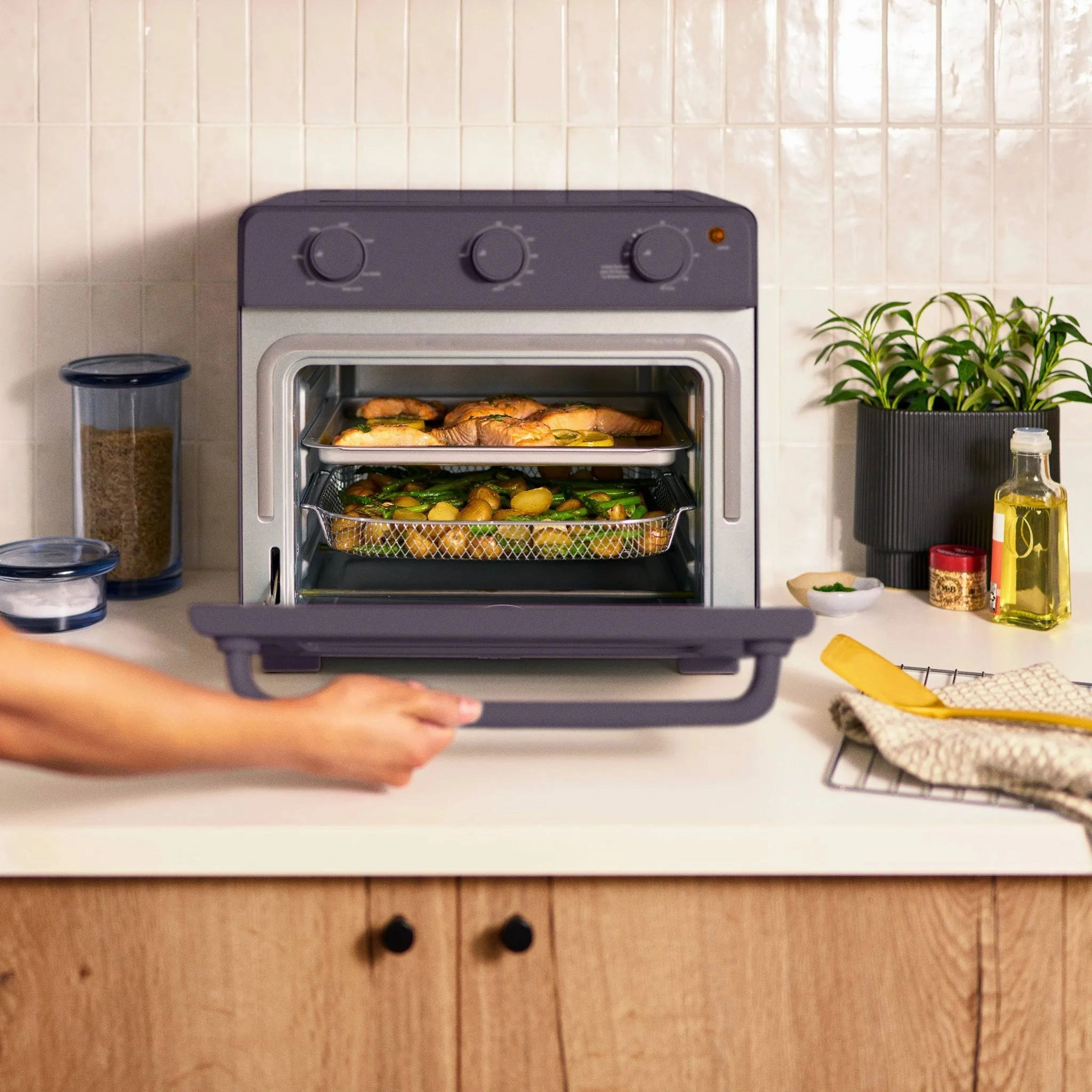 Air Fryer Toaster Oven Plum: 12-Qt Capacity, 1700W