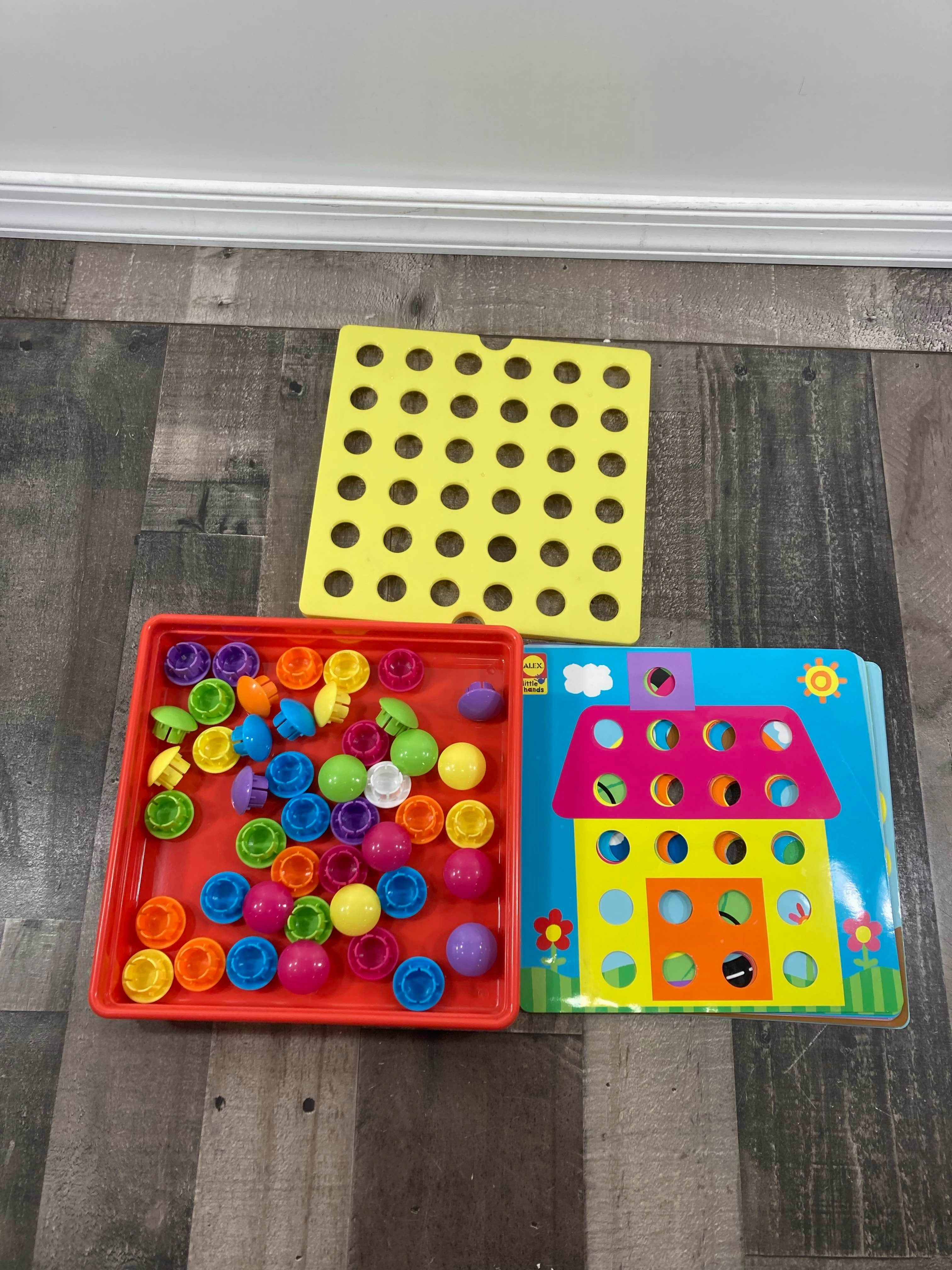 ALEX Toys Button Art
