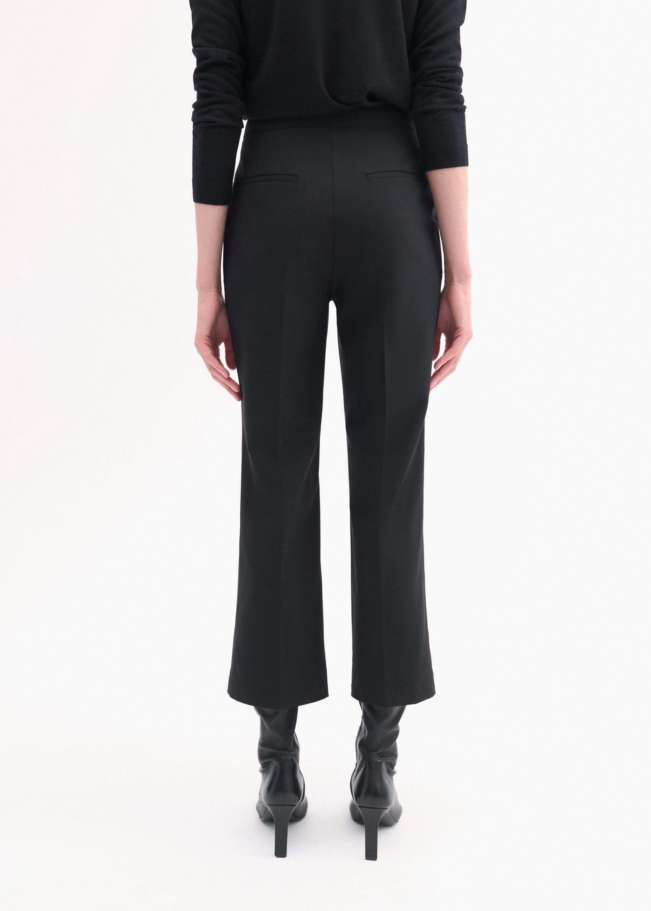Cropped Cigarette Trouser in Virgin Wool - Black