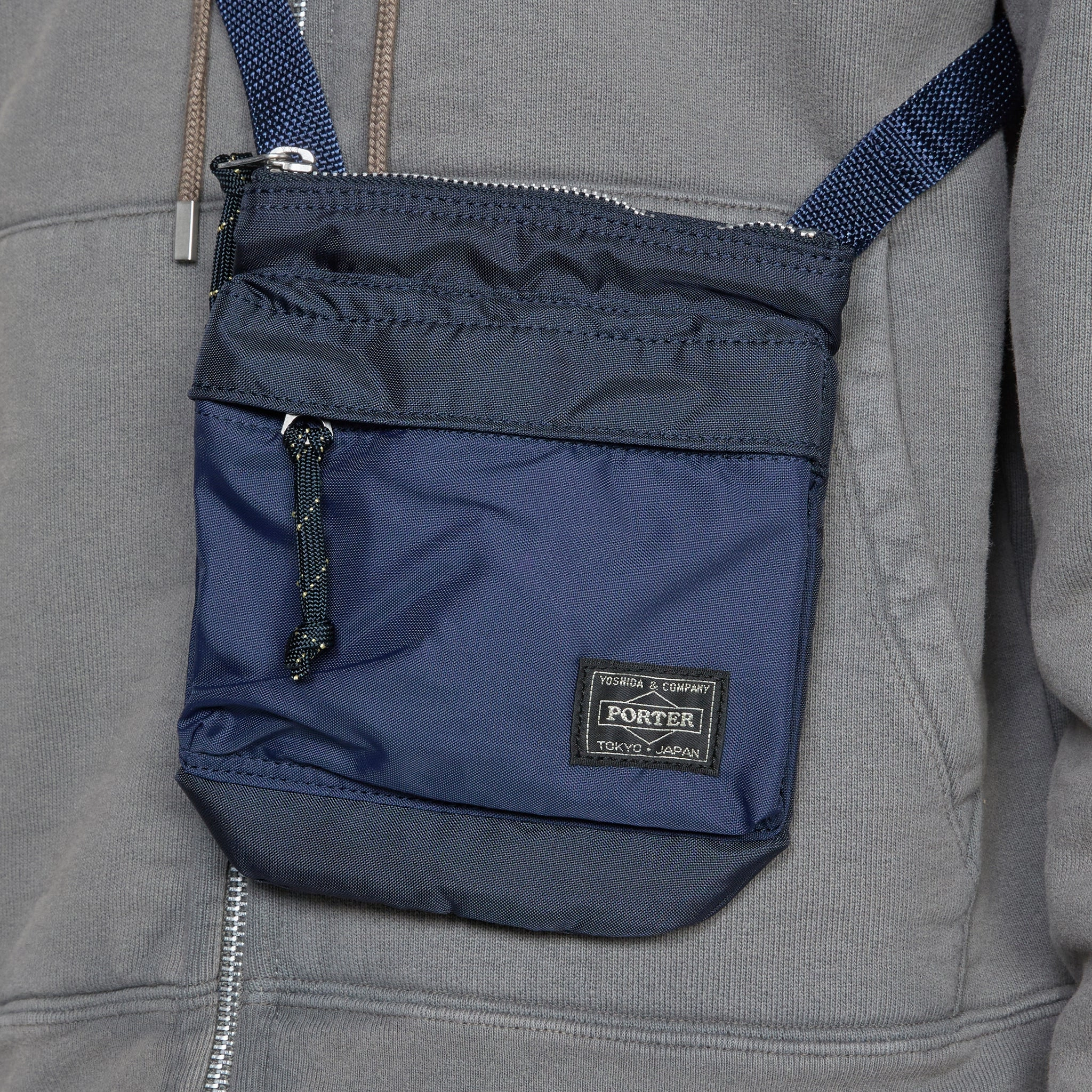 Force Shoulder Pouch Navy