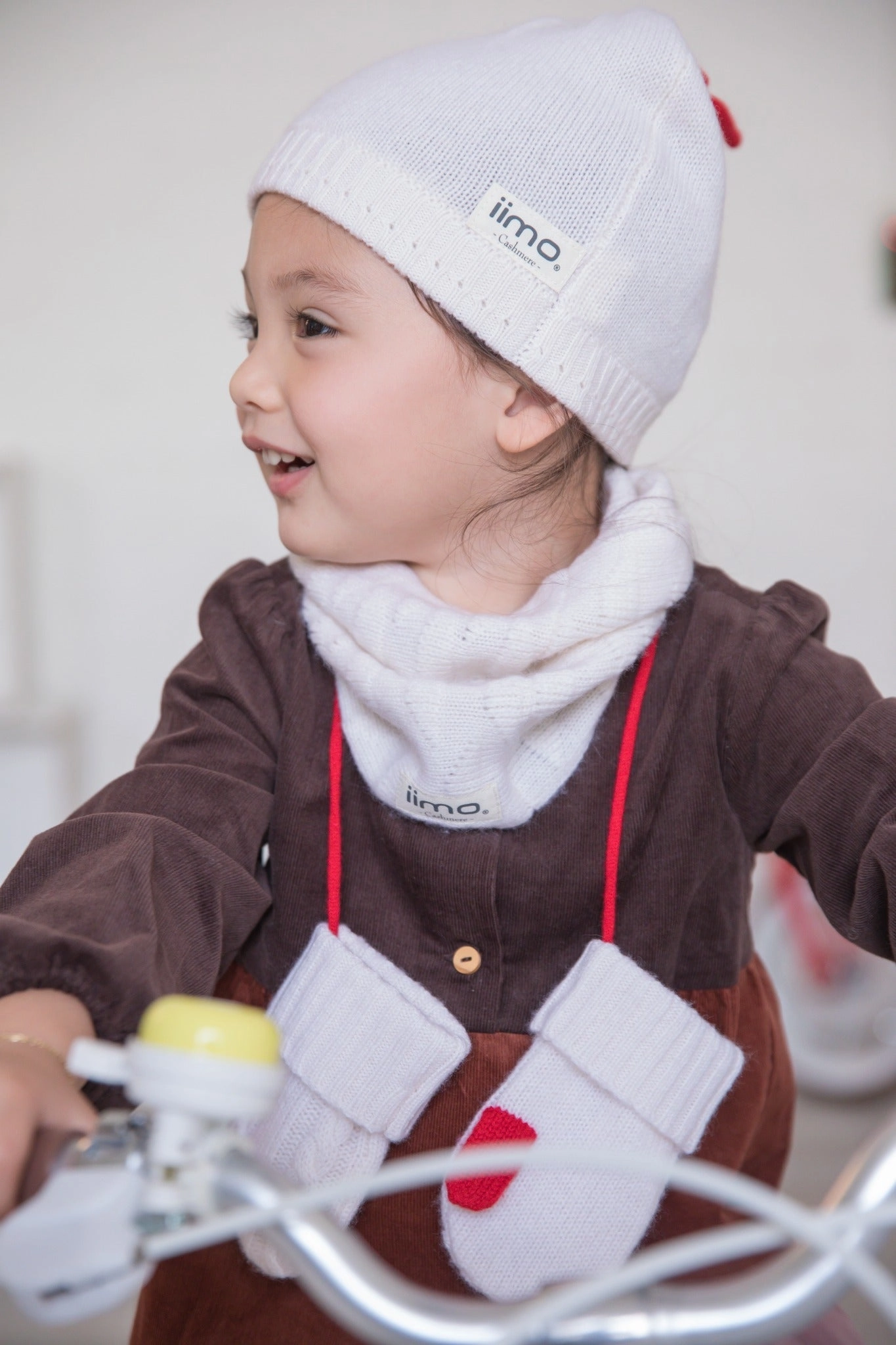 Iimo Cashmere Collection (Limited Edition)