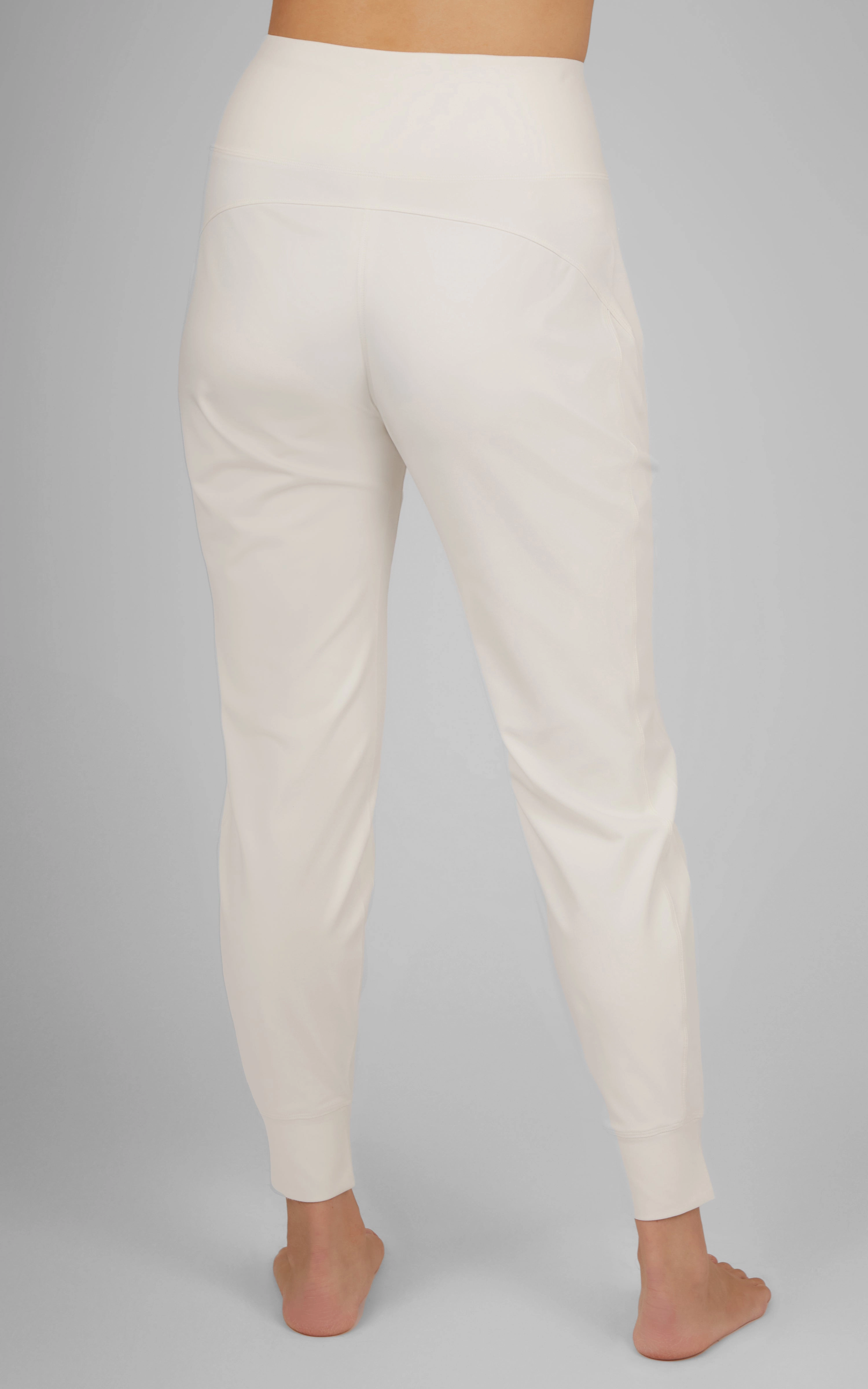 Interlock Zipper Pockets Greenwich Jogger