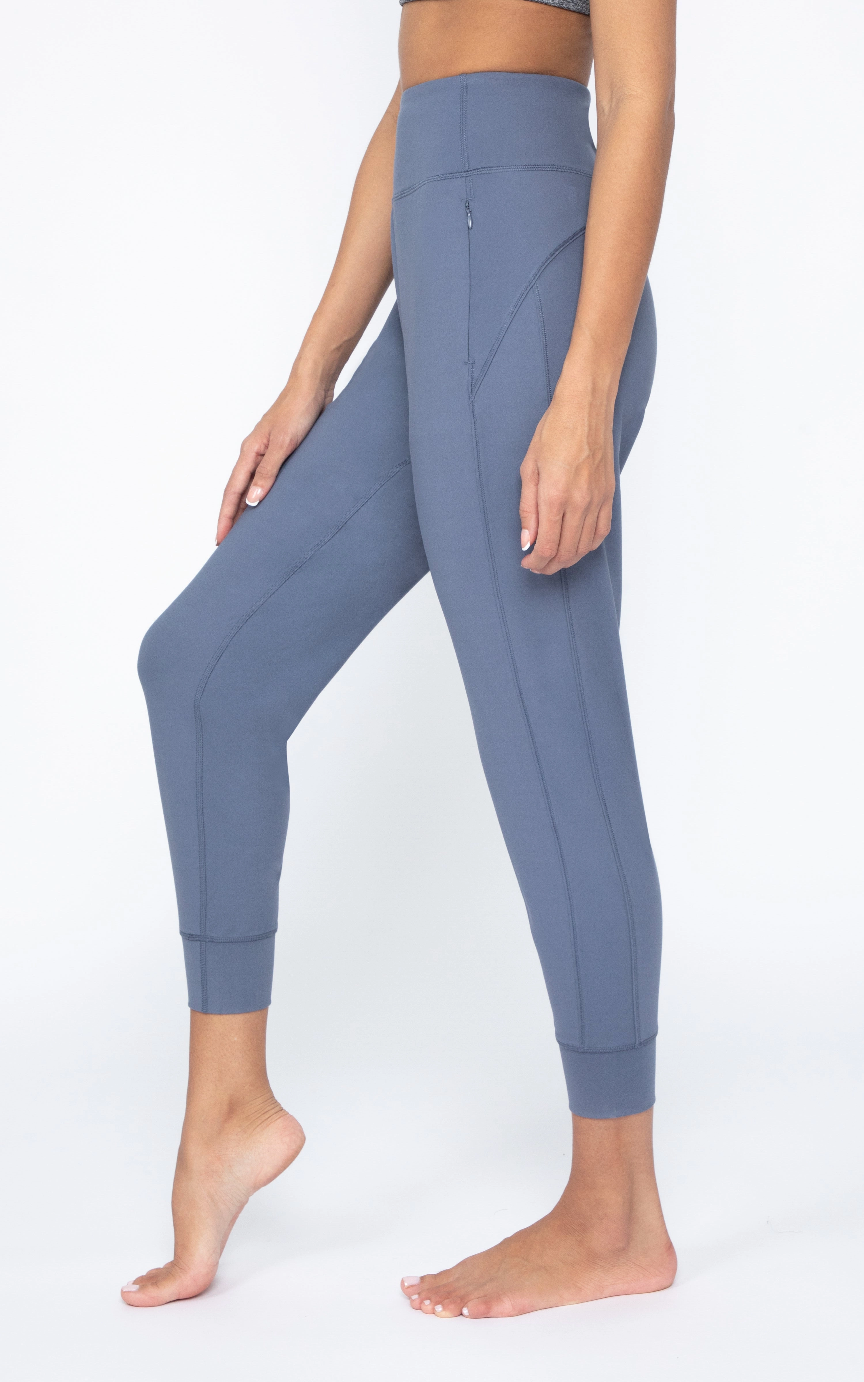 Interlock Zipper Pockets Greenwich Jogger