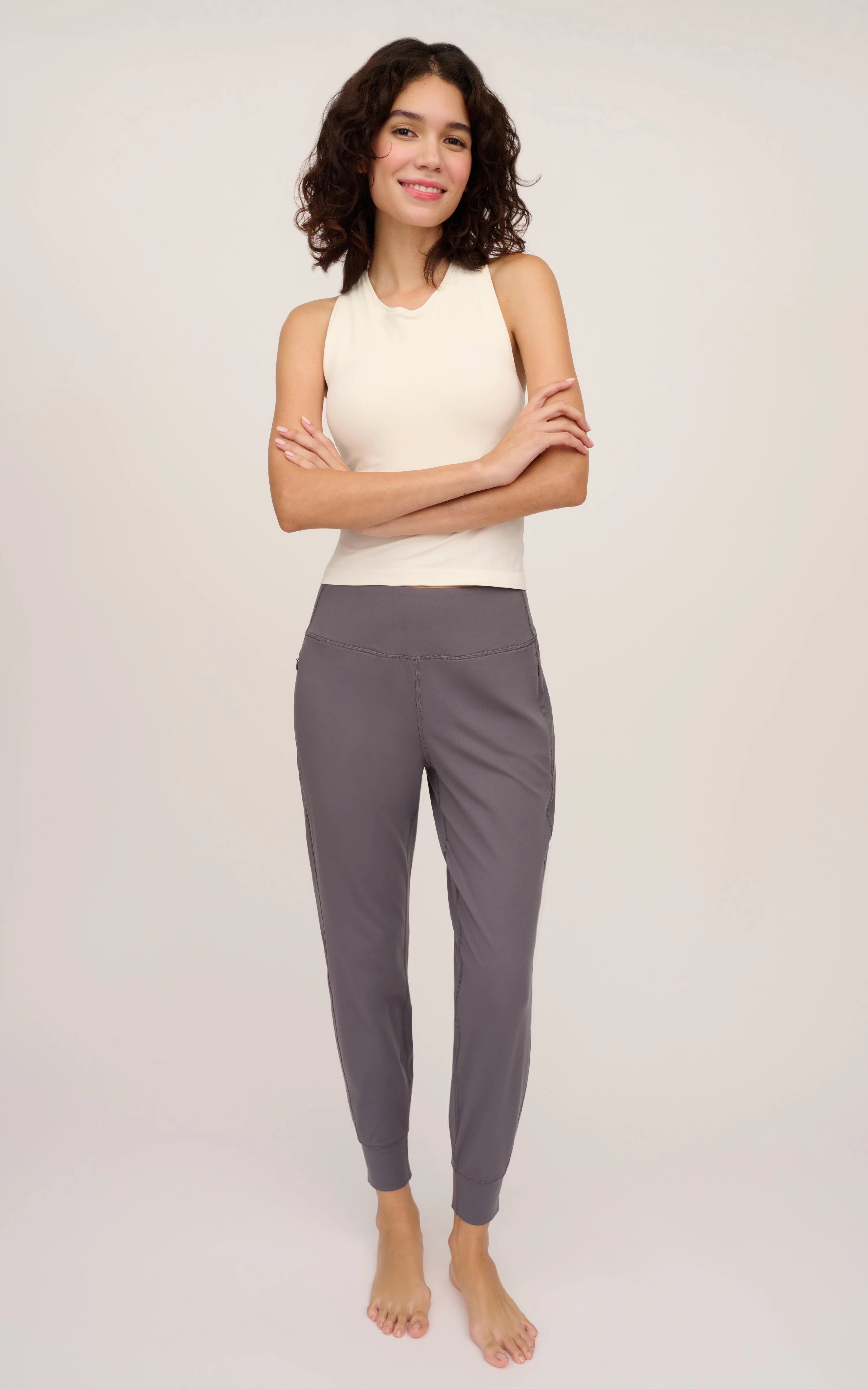 Interlock Zipper Pockets Greenwich Jogger