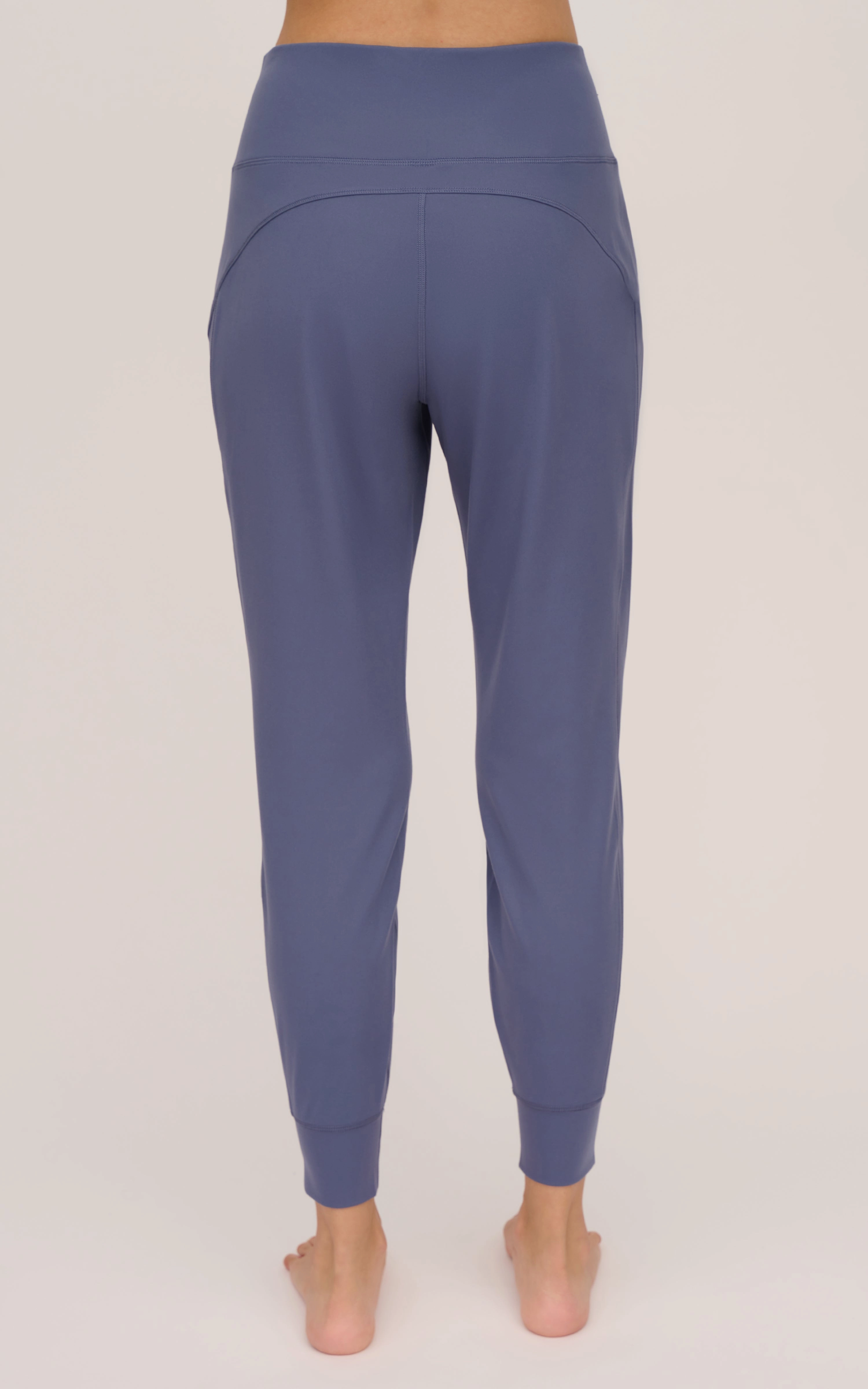 Interlock Zipper Pockets Greenwich Jogger