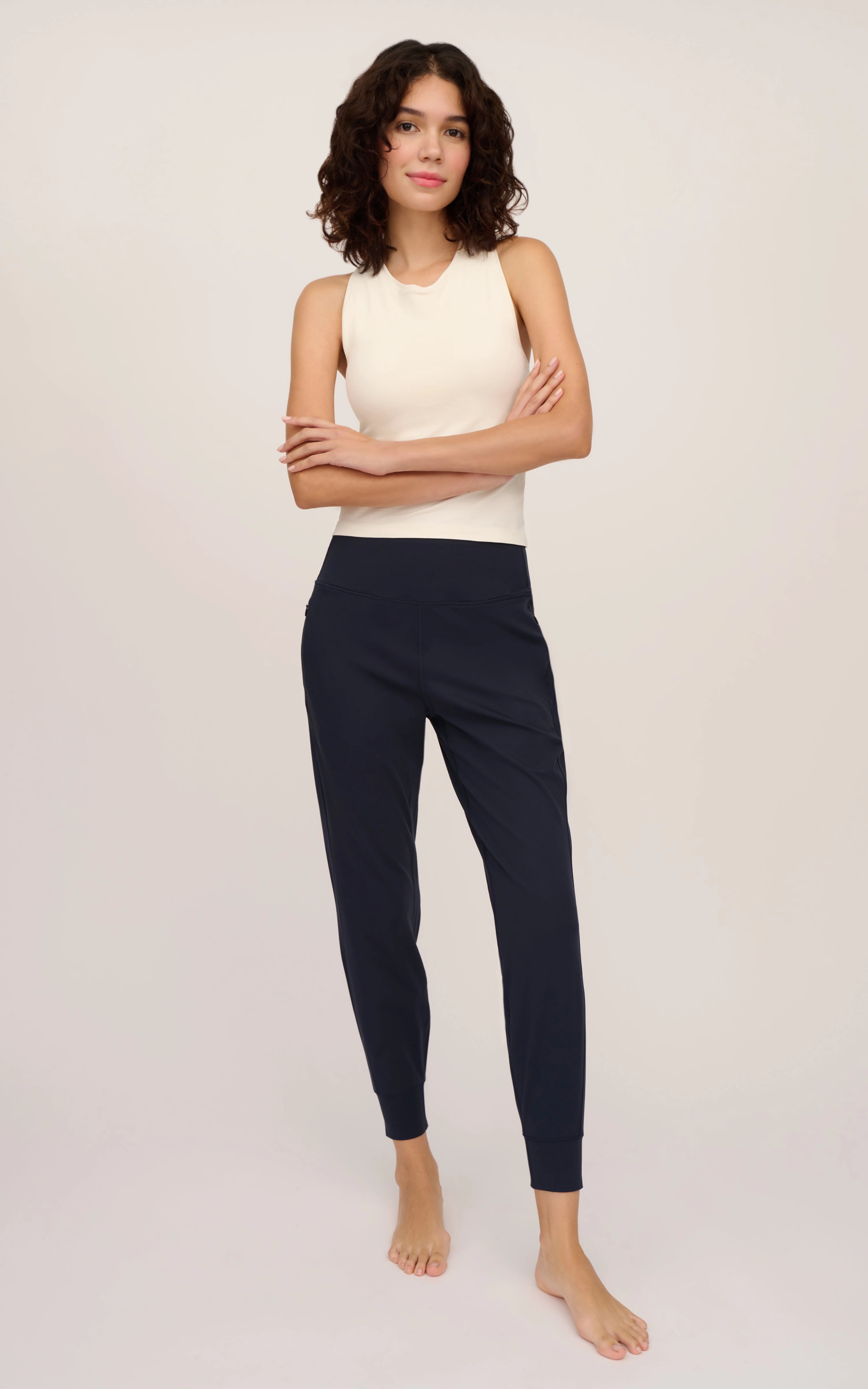 Interlock Zipper Pockets Greenwich Jogger