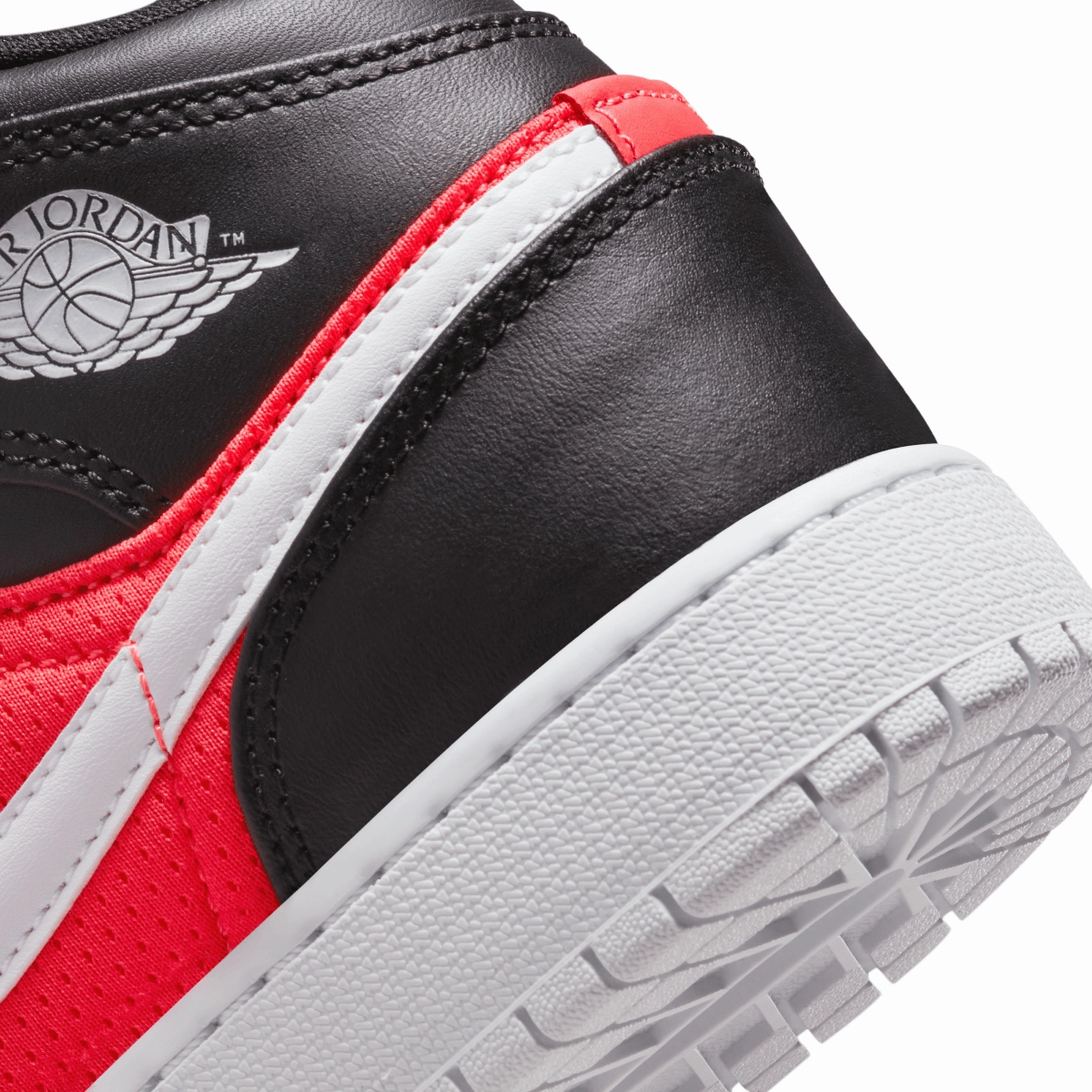 Kid's Air Jordan 1 Mid SE 'White Black Infrared'