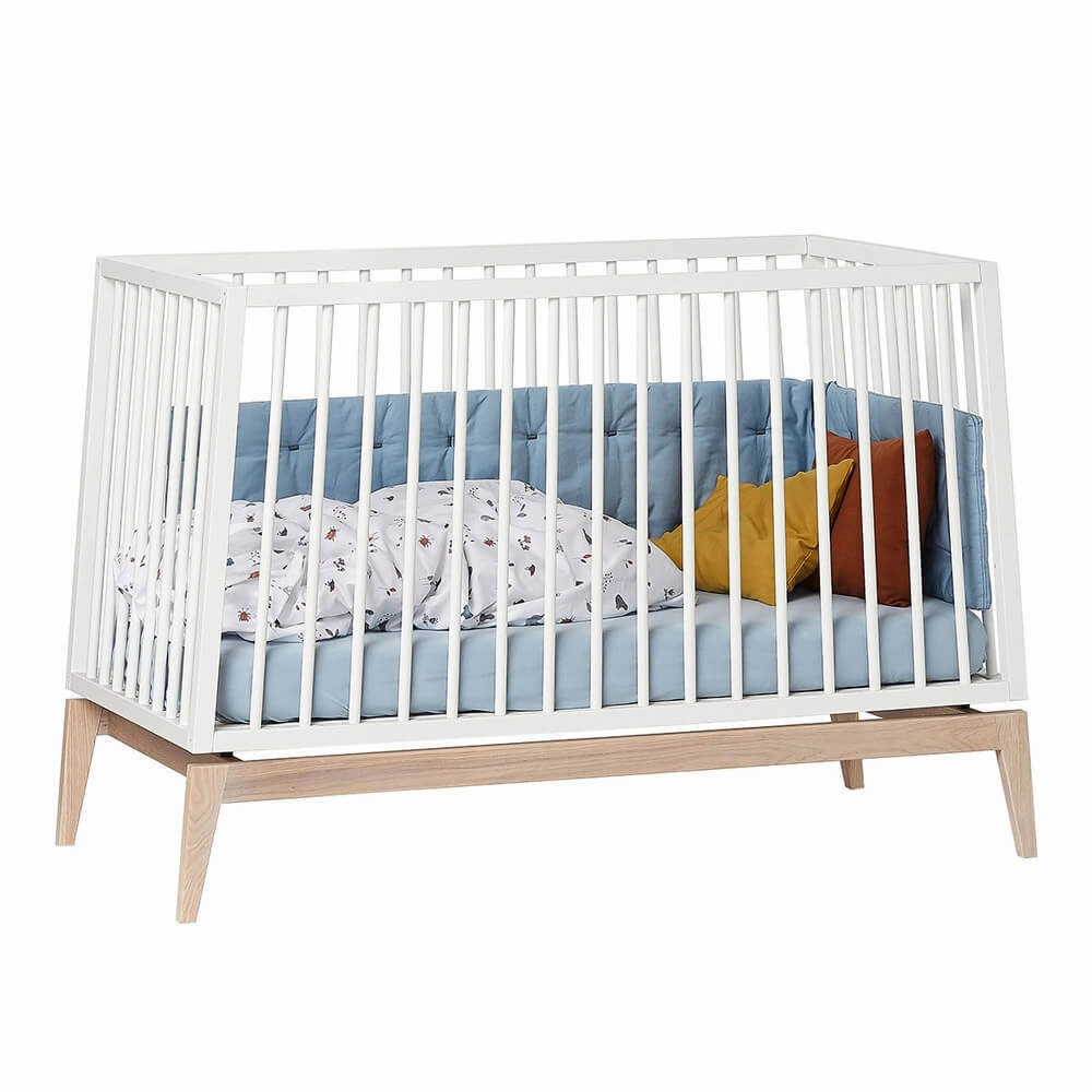 Leander Luna Cot   Dresser