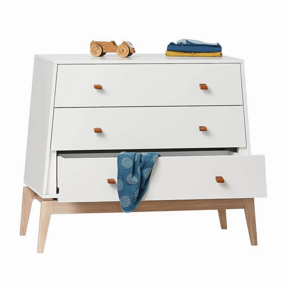 Leander Luna Cot   Dresser