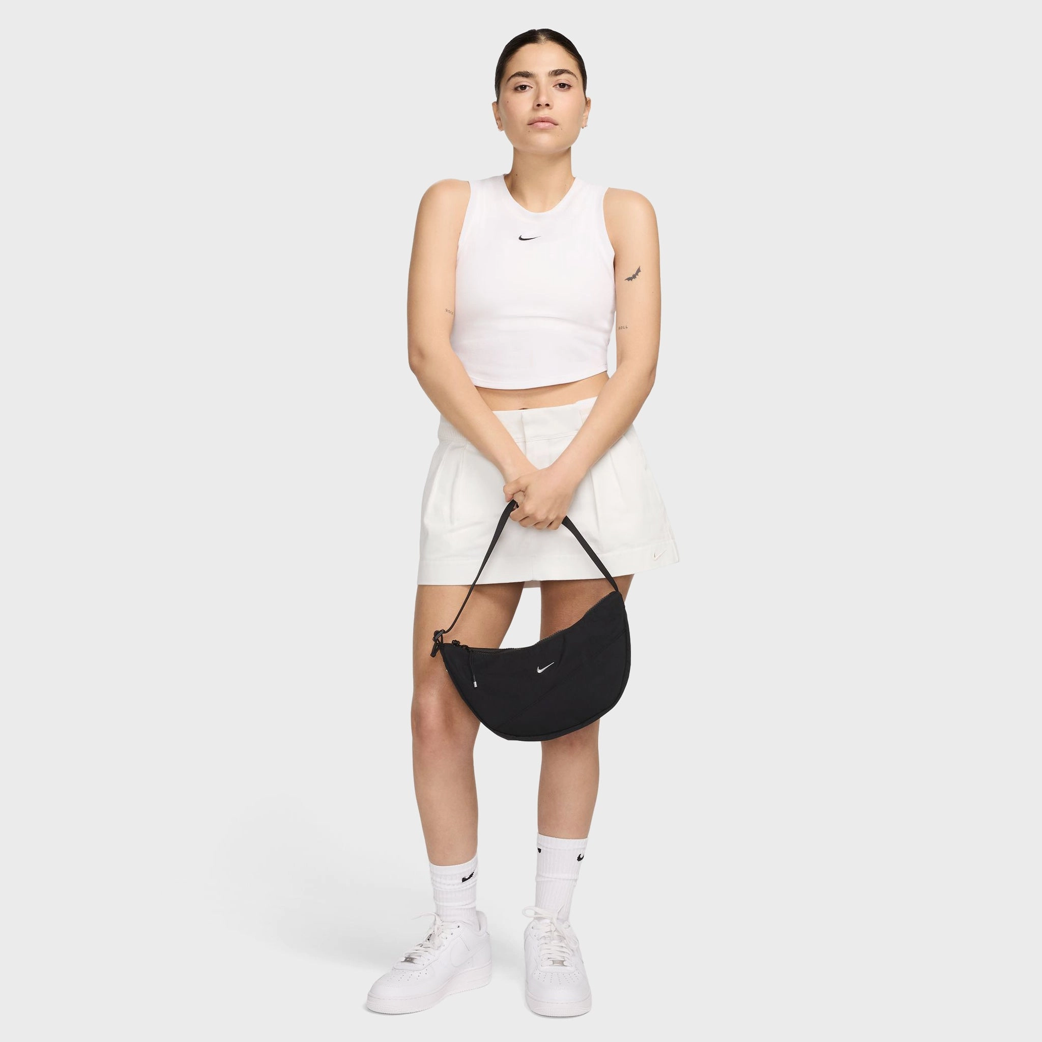 Nike Aura Crescent Crossbody Bag Black / Matte Silver
