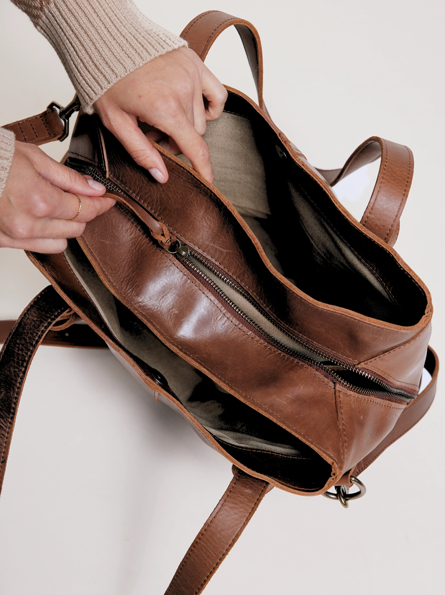 Rachel Utility Crossbody