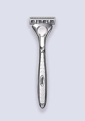 Wilkinson Sword Quattro Titanium Sensitive Razor
