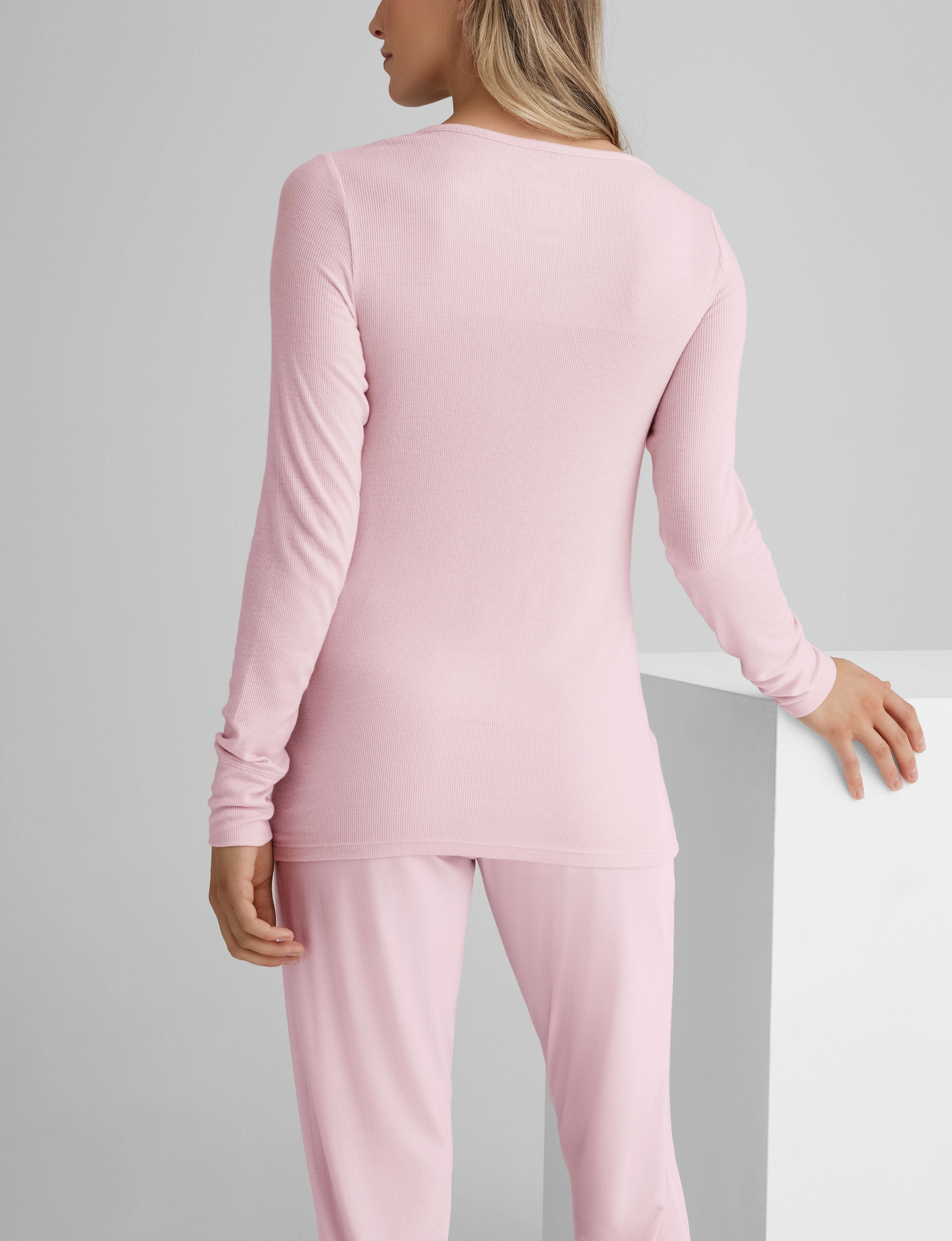 Women's Downtime Henley & Jogger Set