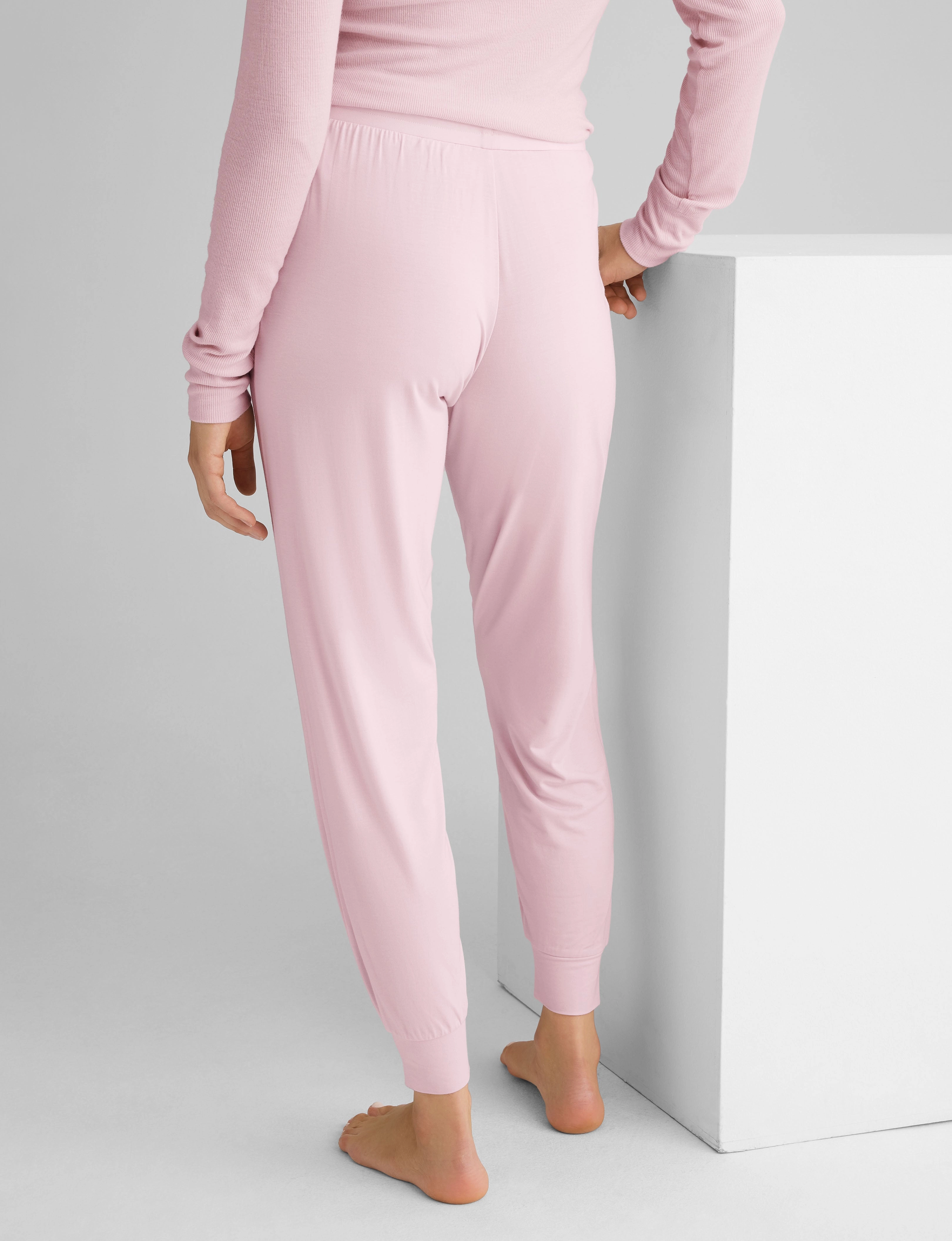 Women's Downtime Henley & Jogger Set