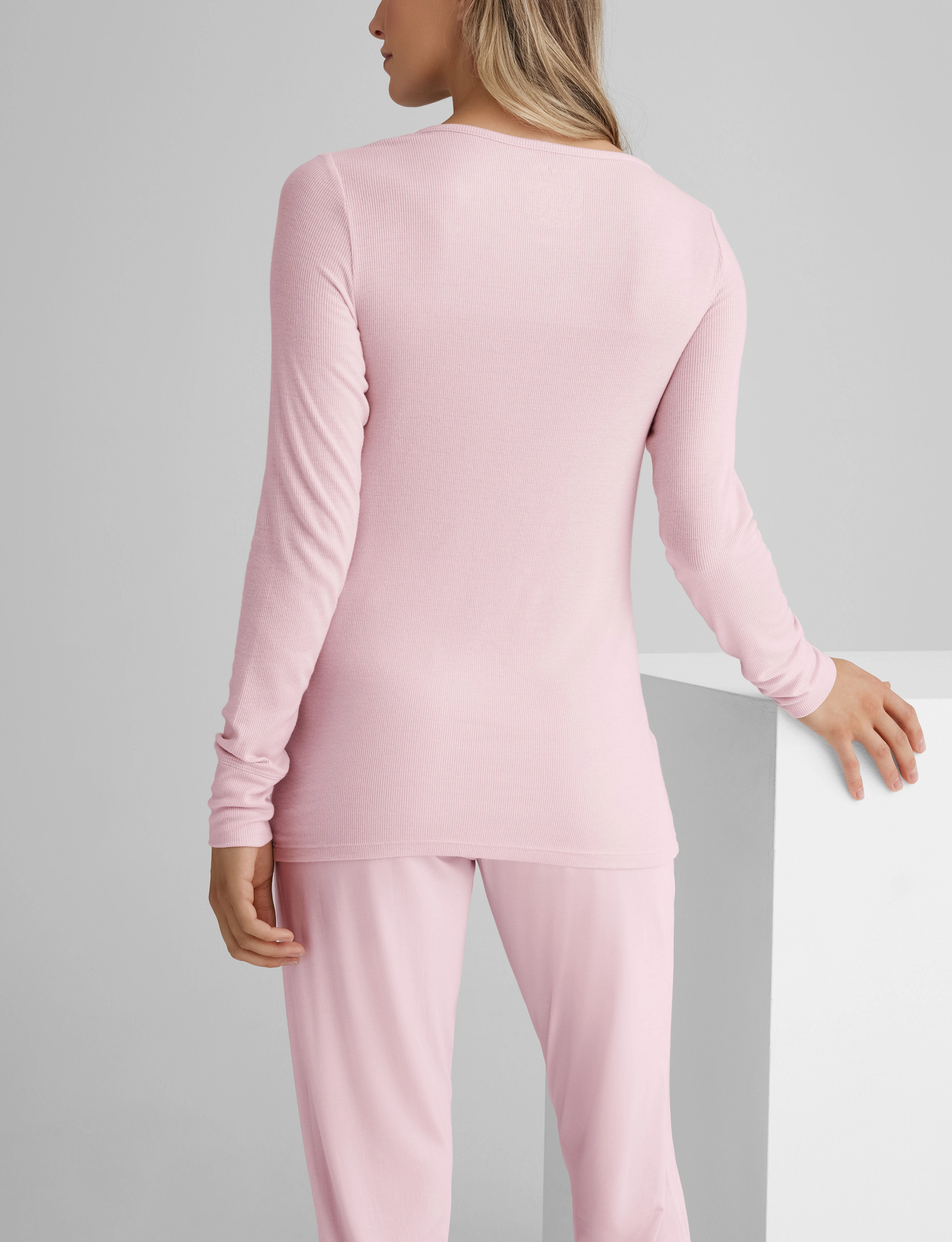 Women's Downtime Henley